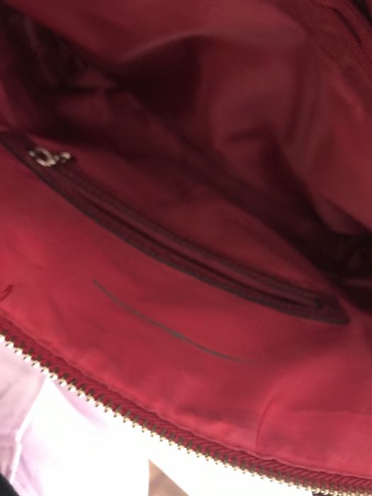 Mala de Senhora Vermelha