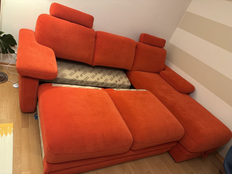 Narożnik Kanapa Czerwona zadbana