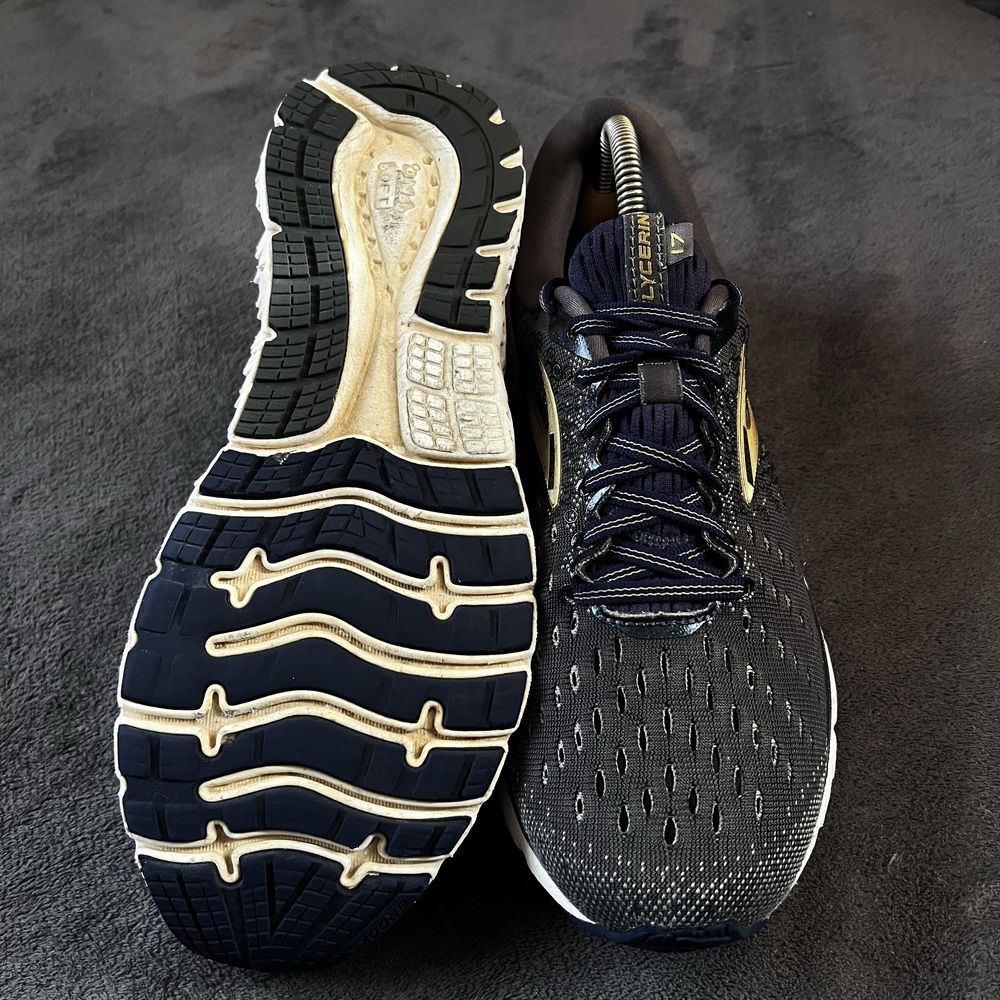 Чоловічі кросівки Brooks Glycerin 17.  P. 42,5.