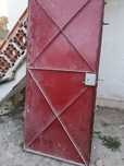 Portas em ferro em bom estado