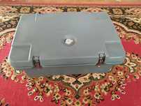 Contentor térmico "Cambro" com 3 recipientes