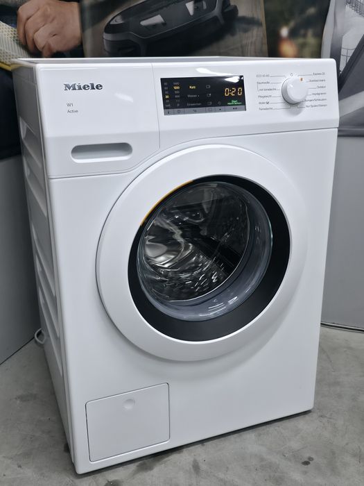 Пральна машина Miele W1 Active 8кг А++ 2022 рік стан нового