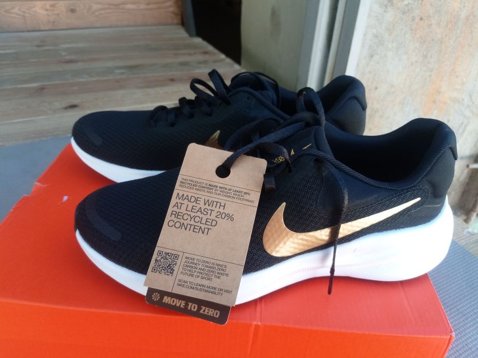 Nike Revolution 7 кроссовки 41, 42