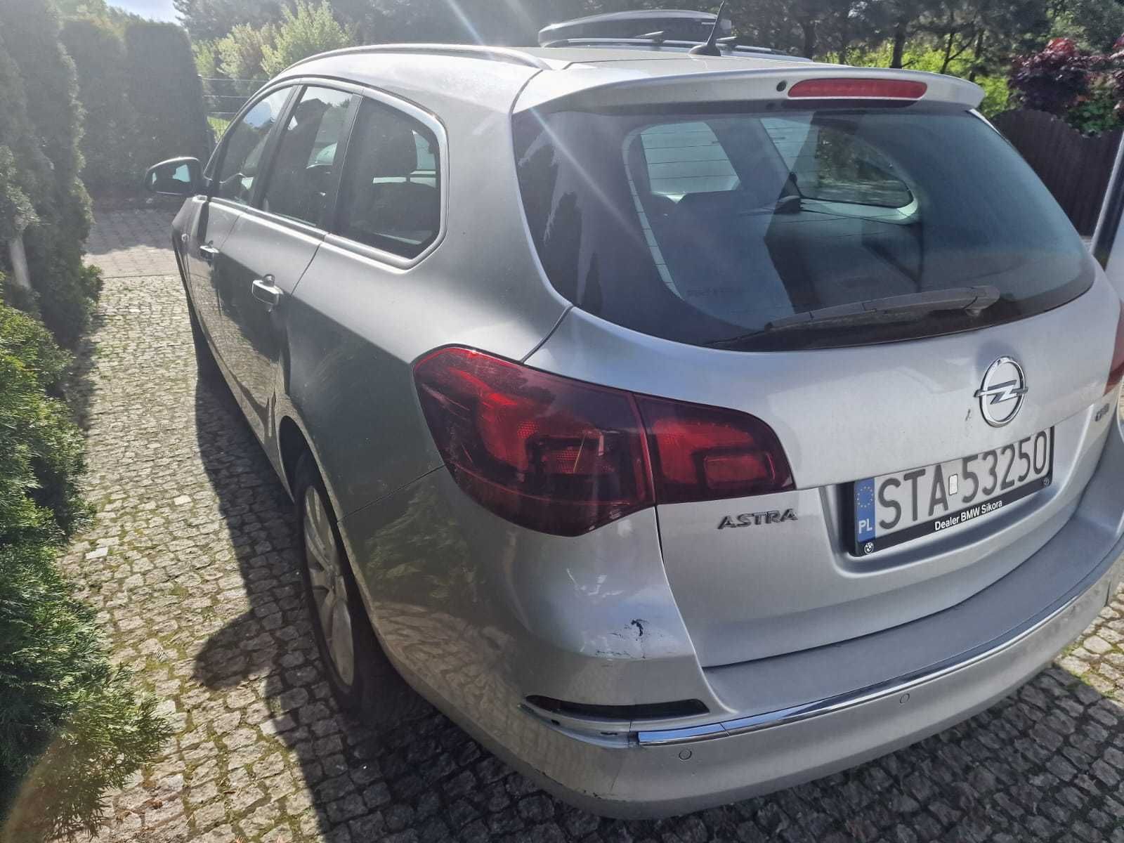 Rezerwacja - 06.05 - Opel Astra J Sport Tourer - Krajowy, - 1.6 Diesel