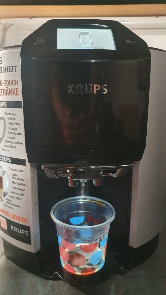 Ekspres ciśnieniowy do kawy Krups EA9010