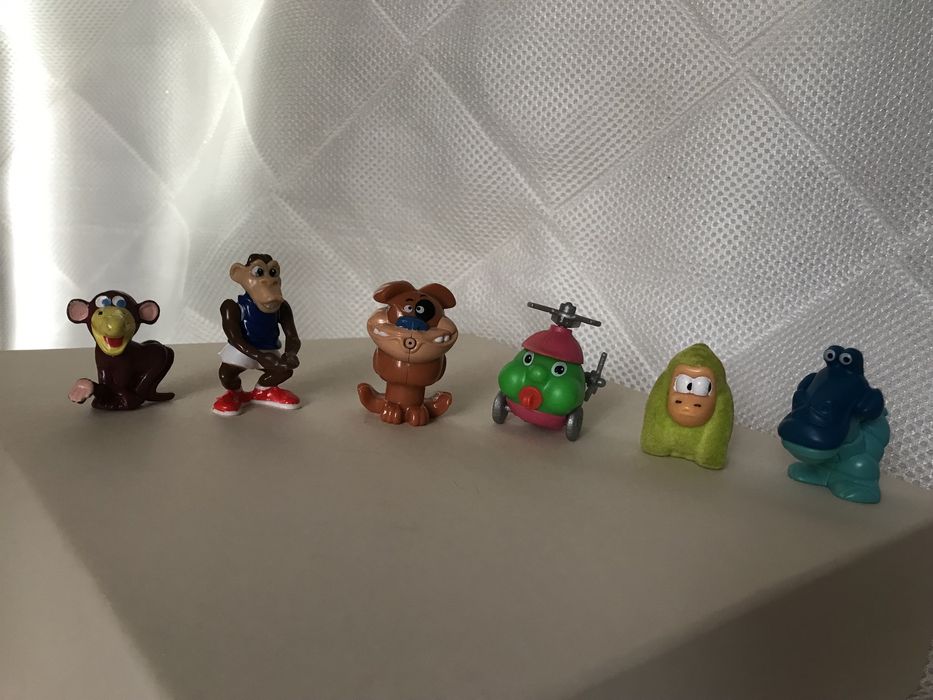 Іграшки кіндер киндер