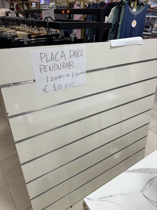 placa para pendurar