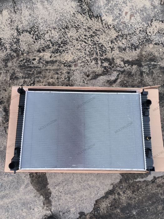 Радіатор охолодження вода Nissan Rogue 22-24 1.5t 21410-6rr0b рог ориг