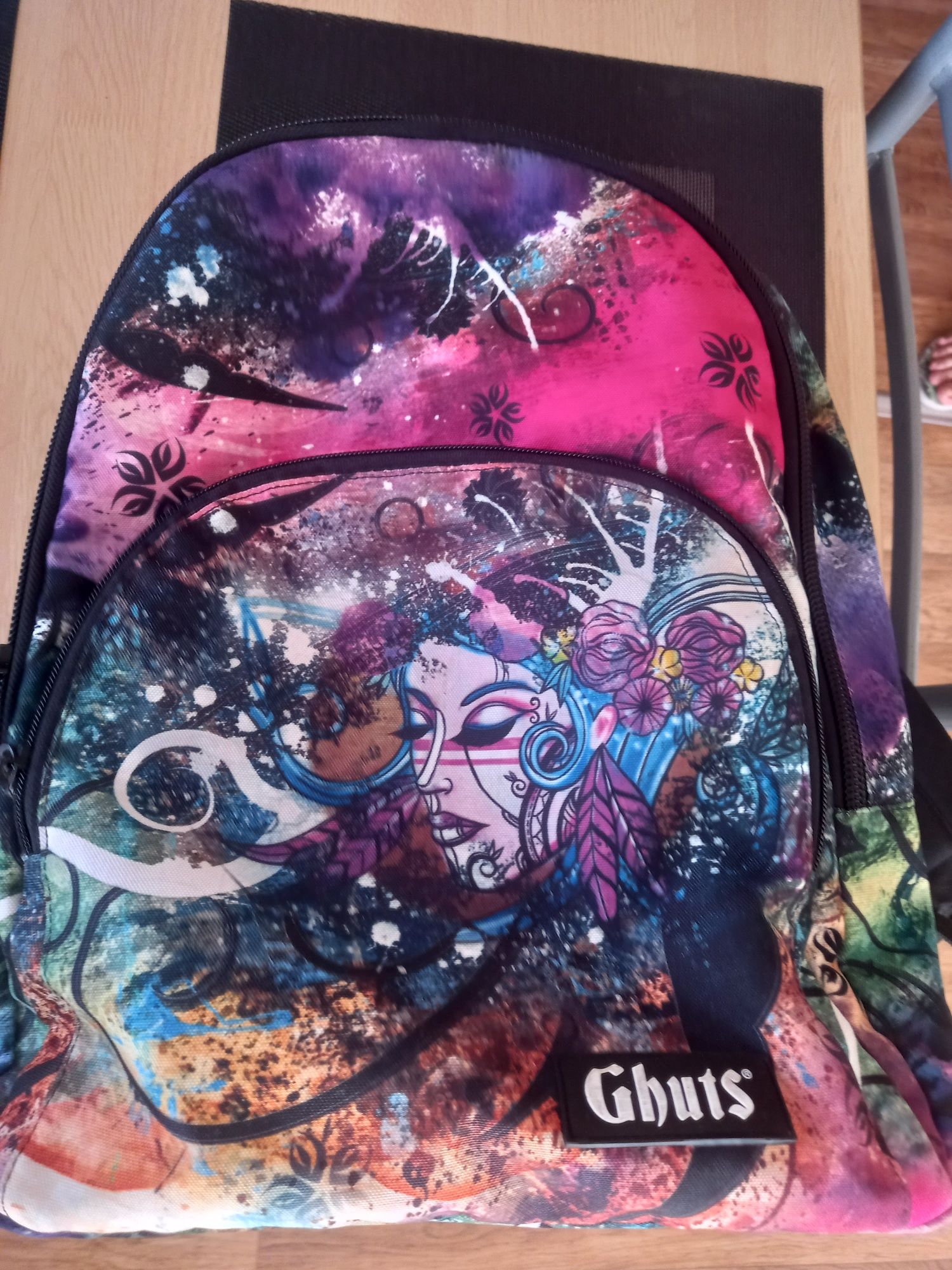 Mochila escolar nova