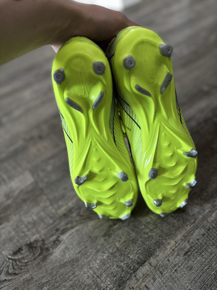 Nike mercurial zoom vapor