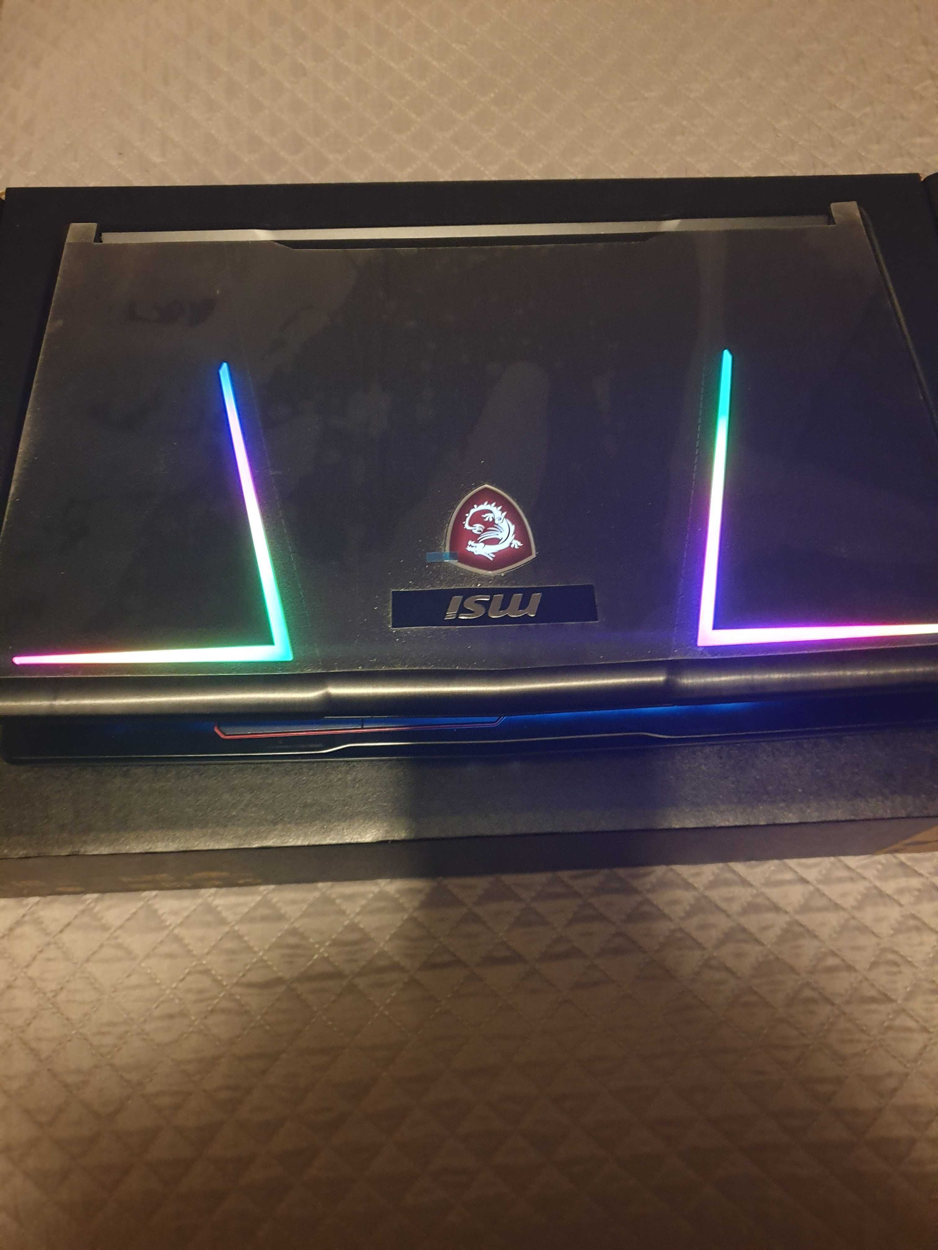 Portátil MSI GE63 Raider RGB