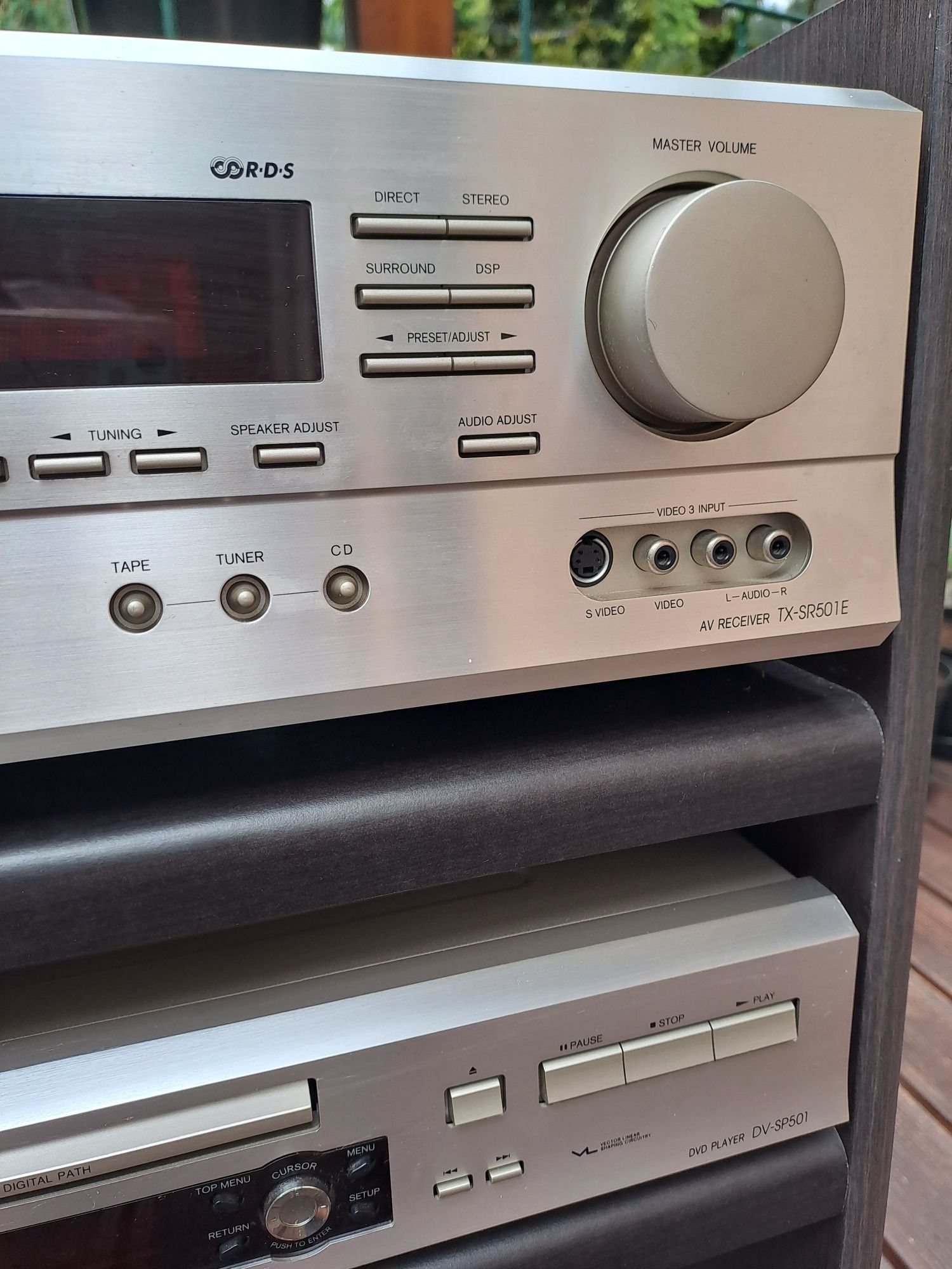 Wzmacniacz ONKYO TX-SR501E kino domowe z DVD