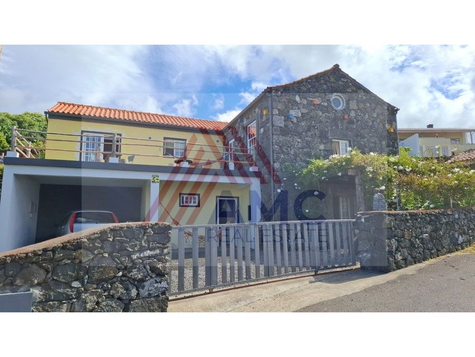 Vende-Se Moradia T3 Em Santana, São Roque Do Pico