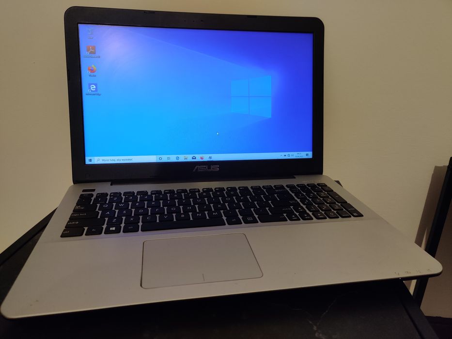 Laptop Asus x555l 500gb 4gb i3