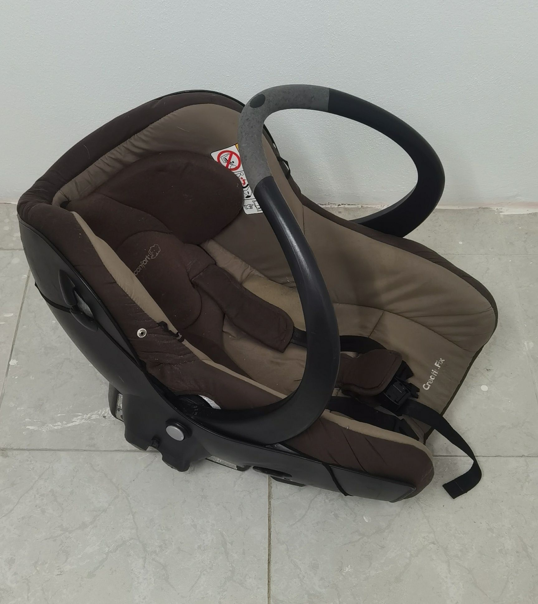 Carrinho de Bebé Ovo com maleta