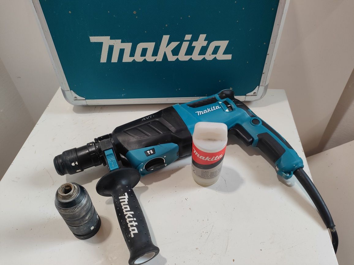 Makita HR 2631FT AVT  młot udarowy młotowiertara udarowa SDS-PLUS z po