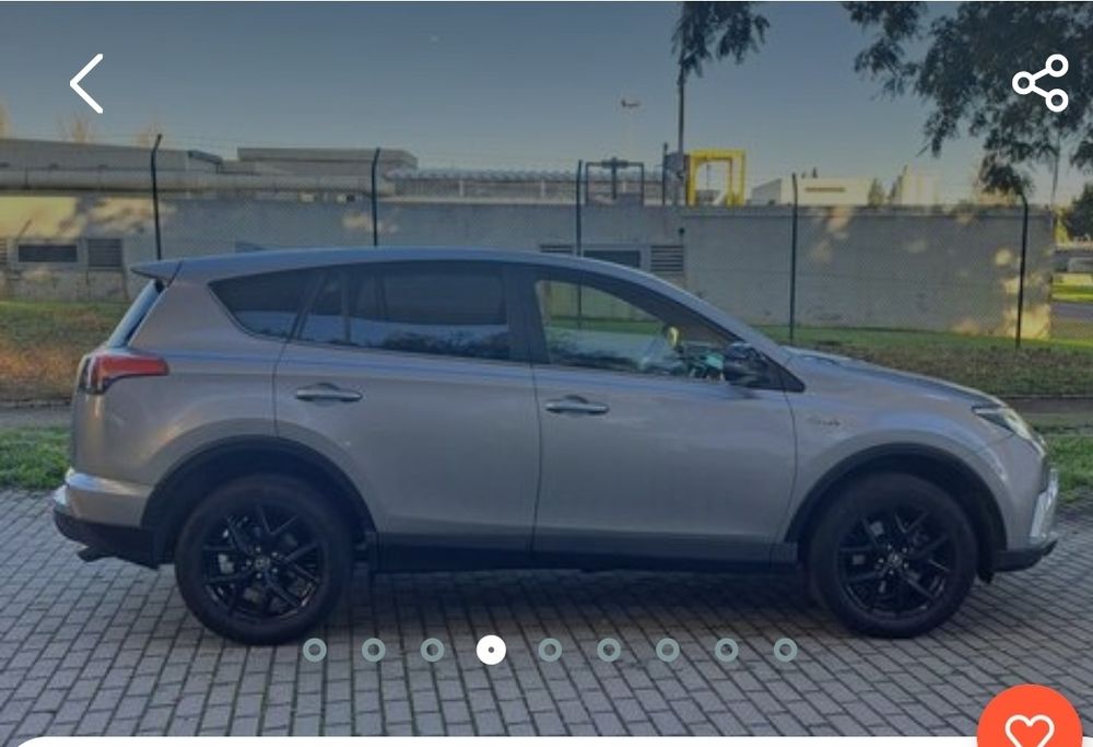 Toyota  RAV 4 modelo pure dark hybrid  23.800