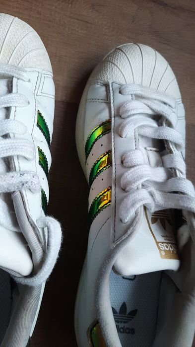 Ténis Adidas Superstar (metalic multicolor)