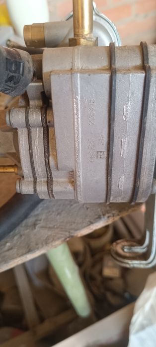 Редуктор ГБО на 8 циліндрів