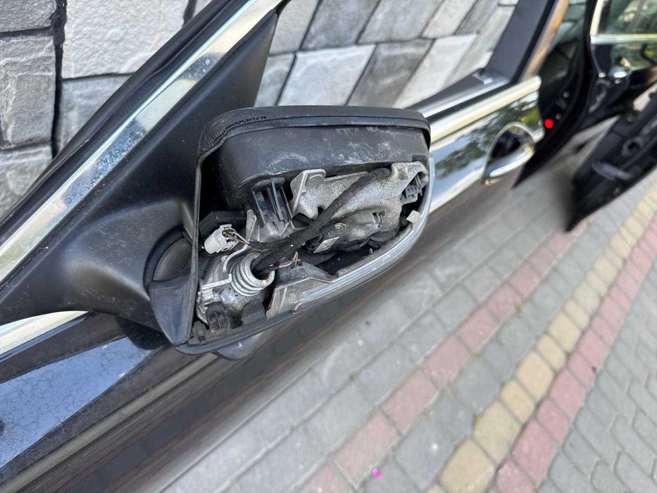 Drzwi lewy przód BMW 7 F01 15- 475 black sapphire