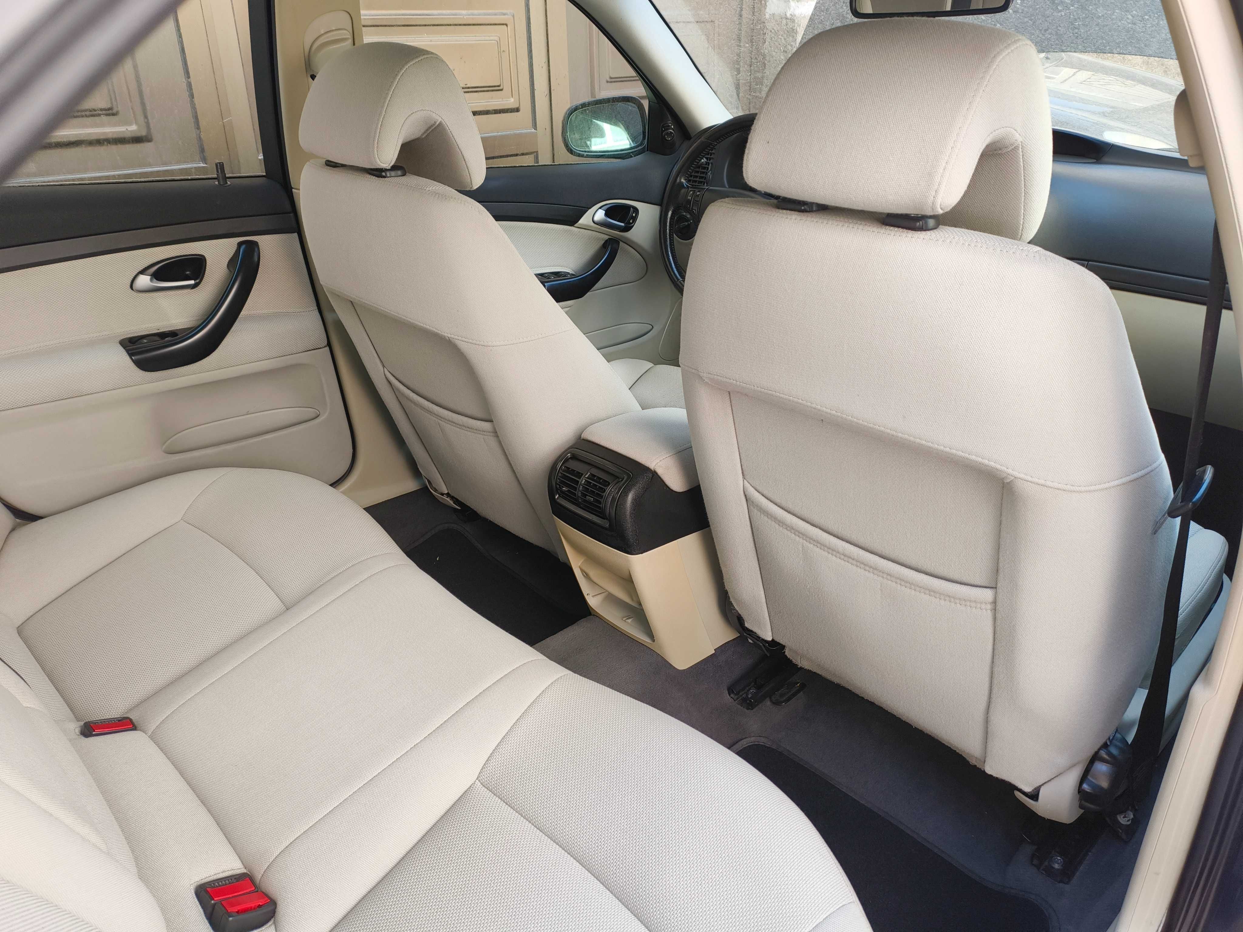 Saab 93 2.2TiD de 2004 para peças