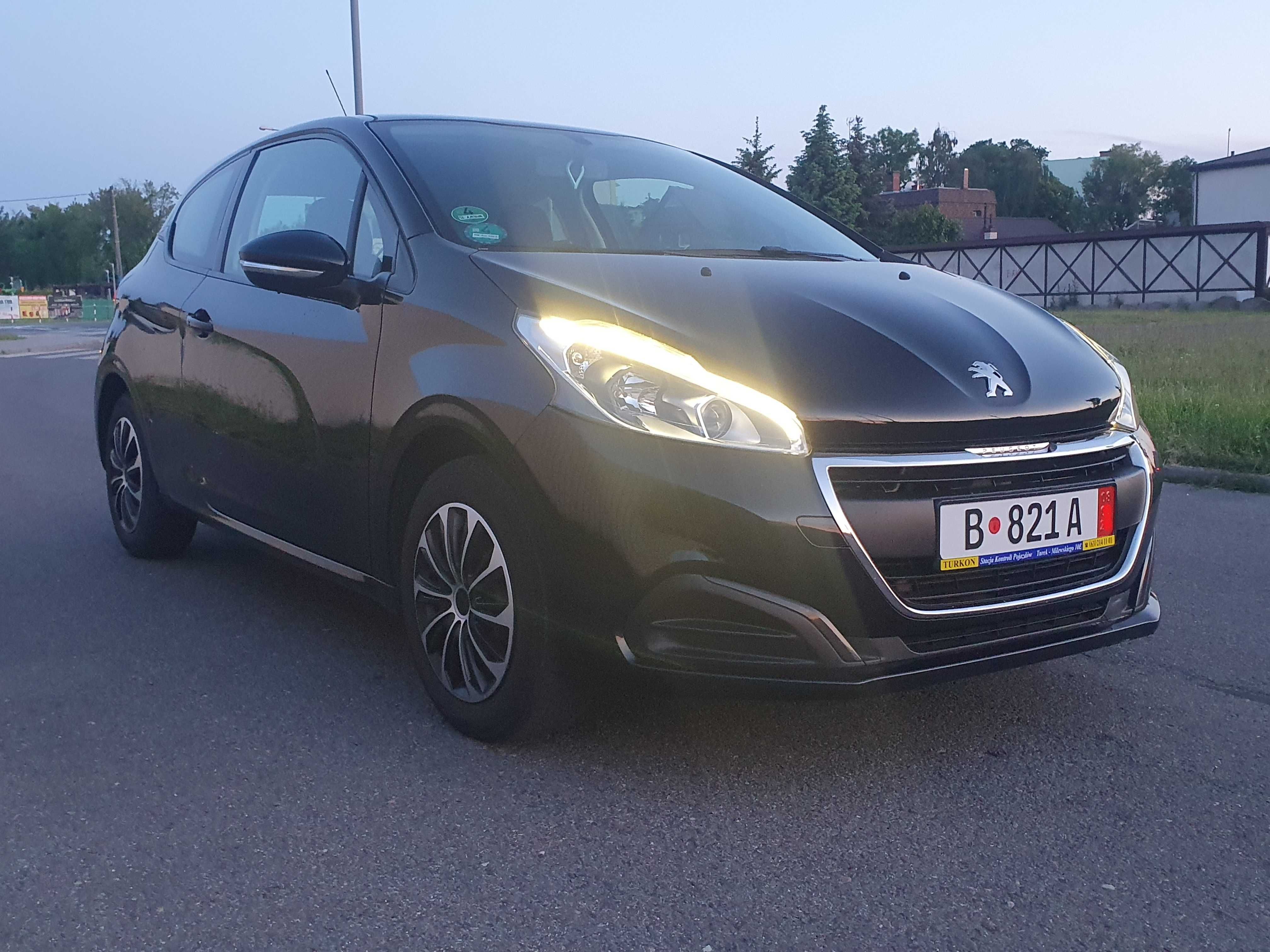 Peugeot 208, benzyna 1.0 68KM, 2016 rok.