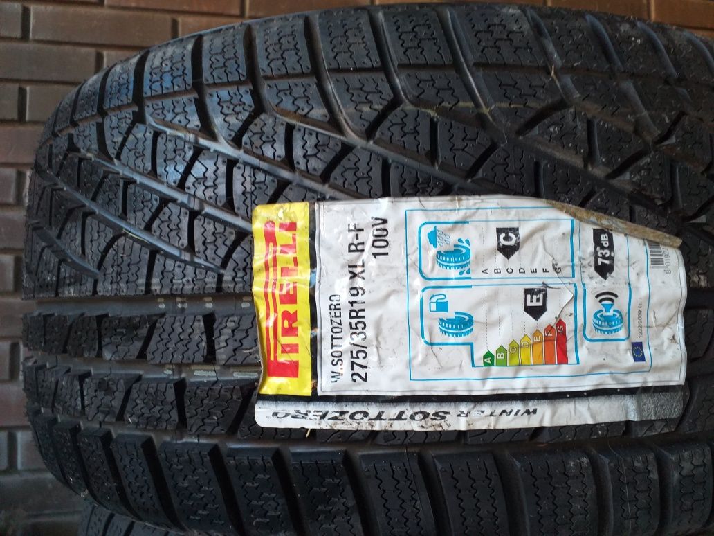 Шины, резина, колеса Pirelli W.Sottozero 275/35 R19 XL R-F 100V