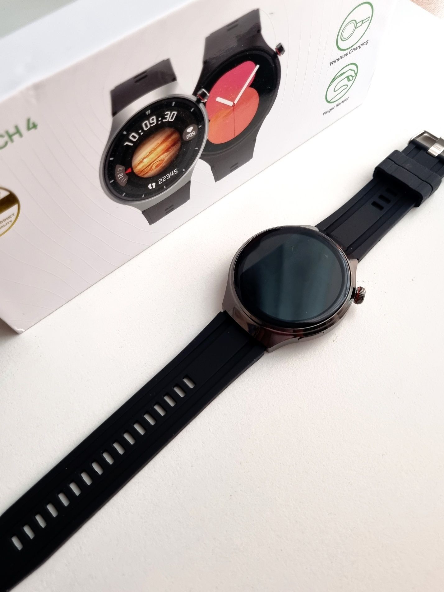 Smartwatch czarny GT4