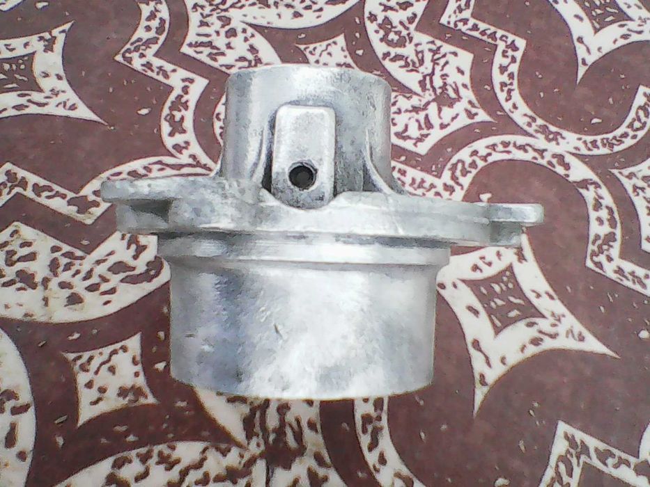 Продам поцинк. прицеп 750 кг