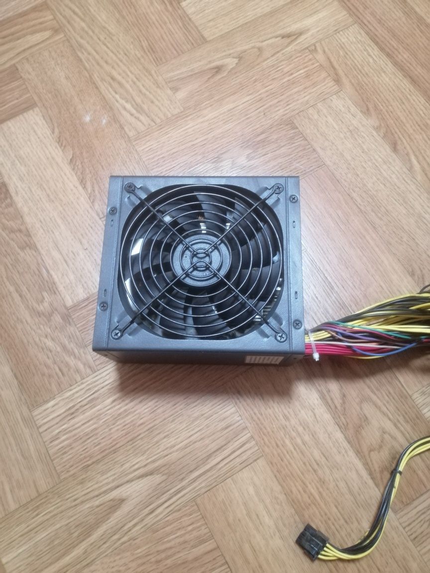 Блок питания 1300W Peak Golden Field 1300GBC