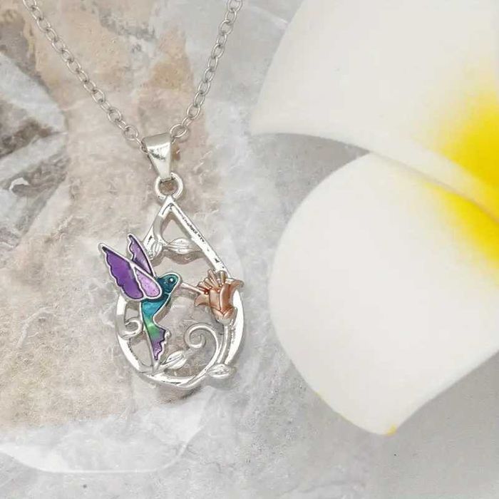 Набор из  3 предметов сережки и подвеска с птичкой и цветком