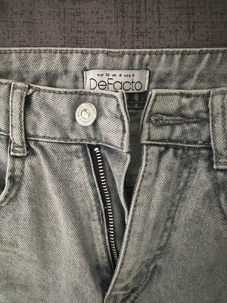 Джинси жіночі DeFacto
