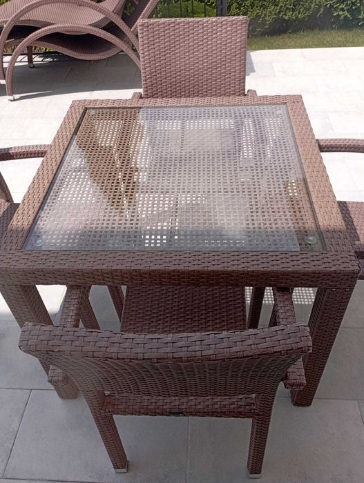 Meble ogrodowe rattan stół+4 krzesła.