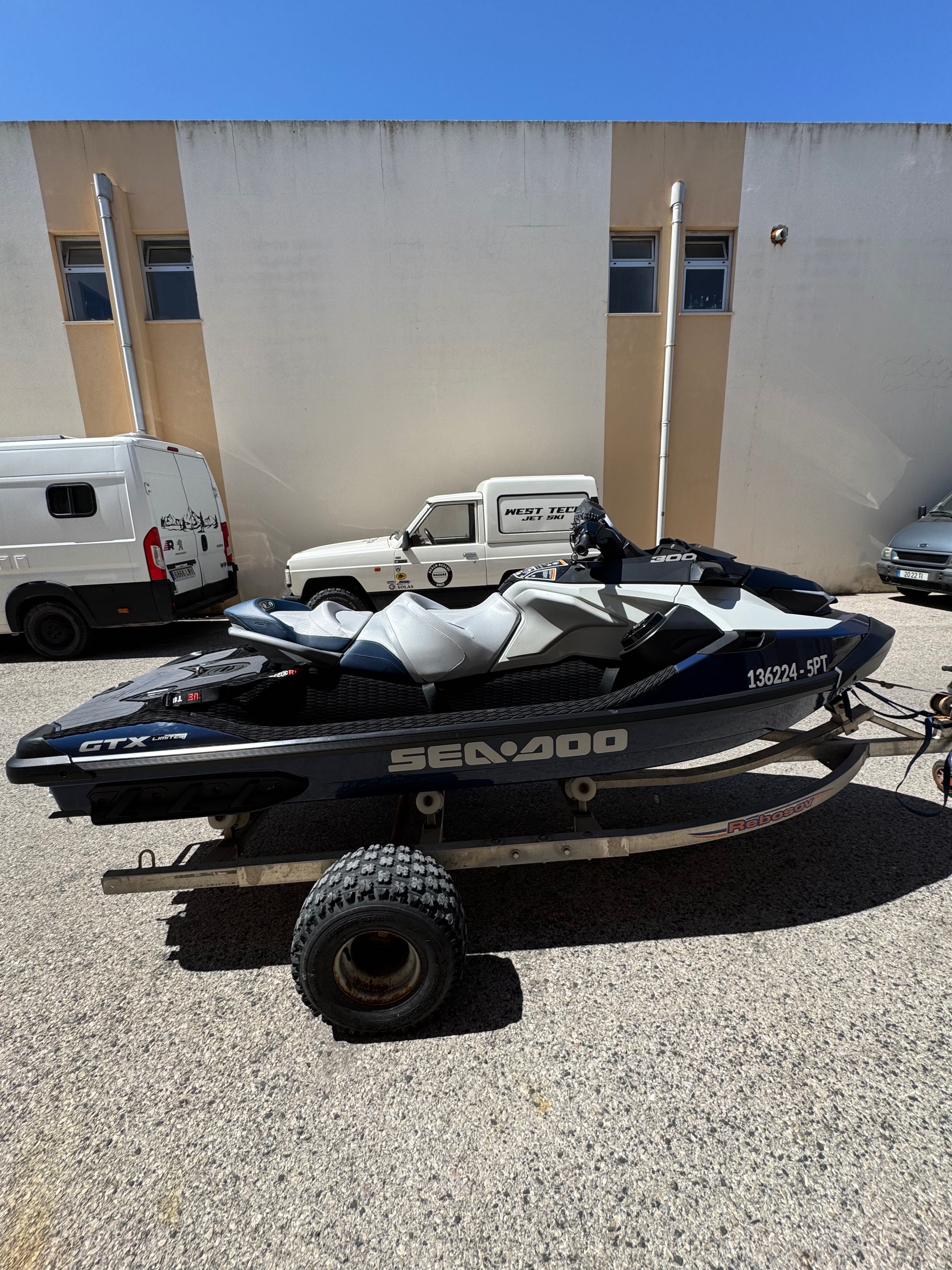 MOTA DE ÁGUA SEADOO GTX 300hp limited 2023