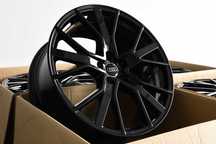Felgi Aluminiowe Oryginał Audi Q3 RSQ3 83A Nowe Audi Sport Black Piano