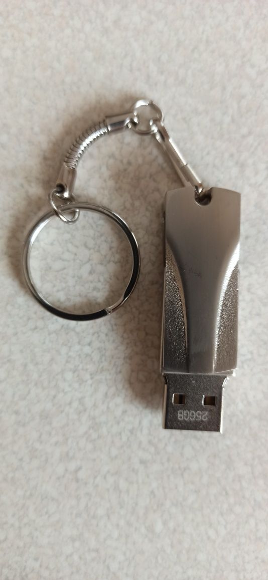 Pendrive 256GB metalowy brelok
