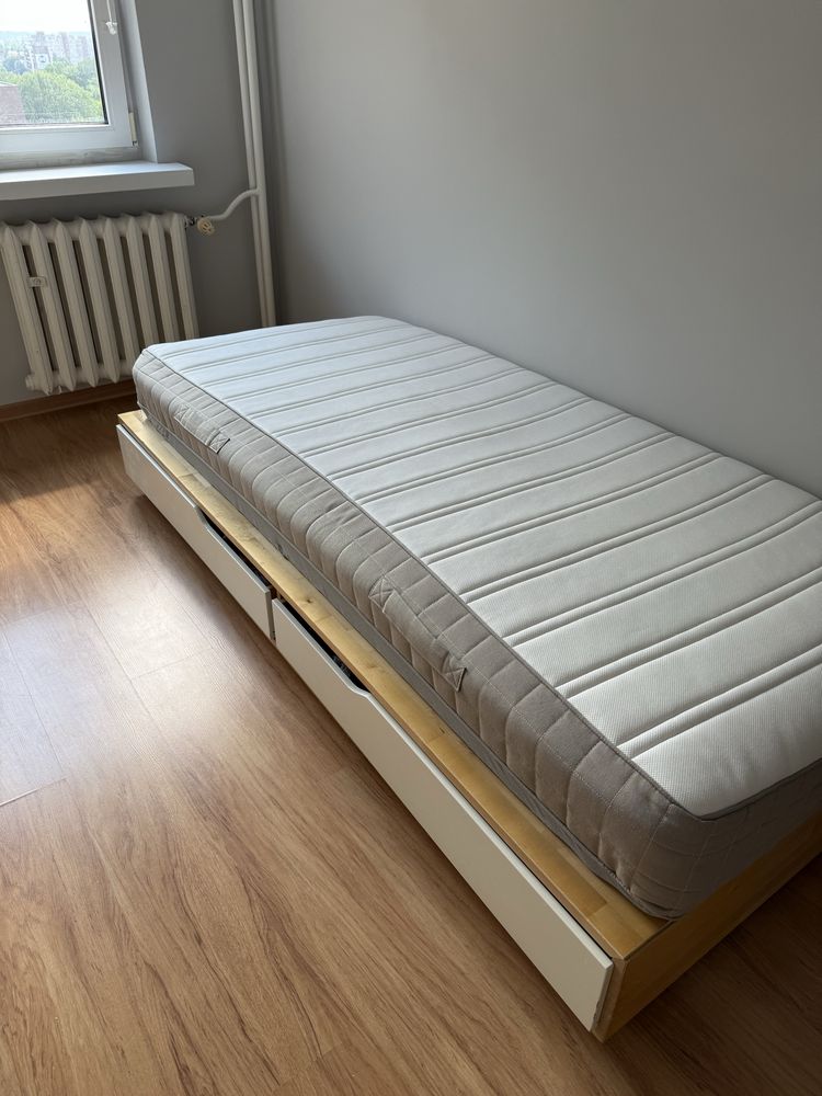 Łóżko i materac IKEA