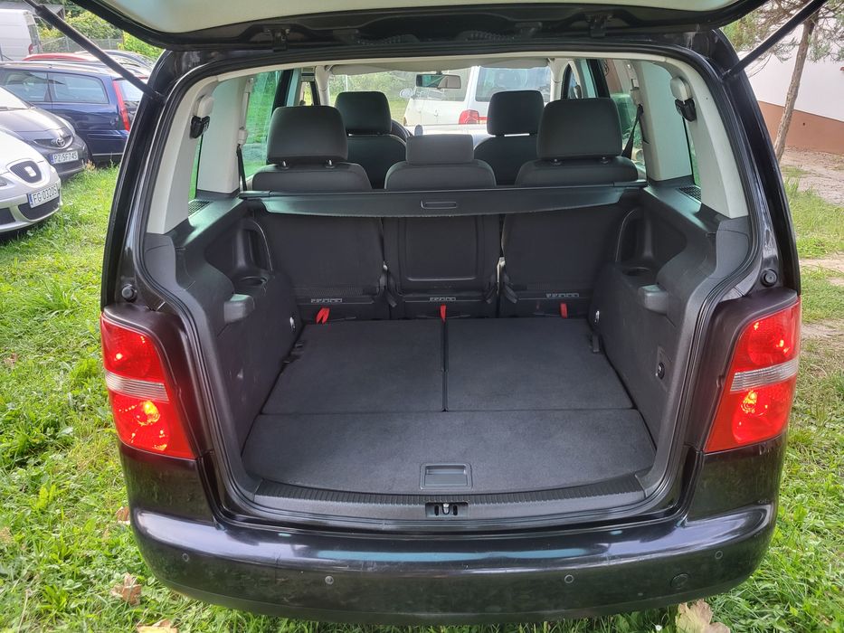 Touran 7 osób 2.0 TDI 136 KM zadbany