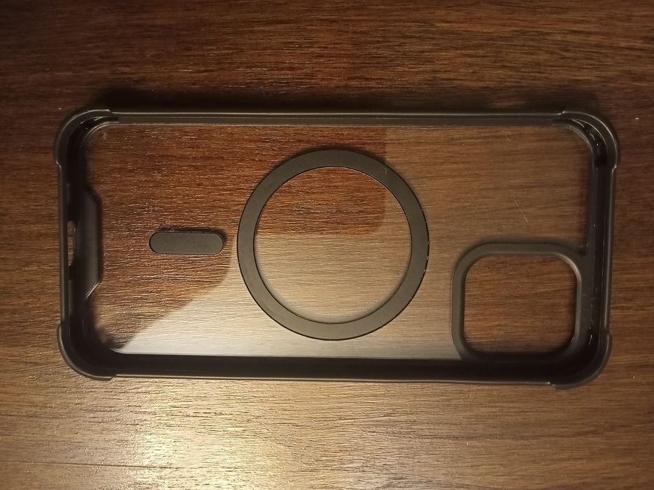 Etui iPhone 12 do powerbank