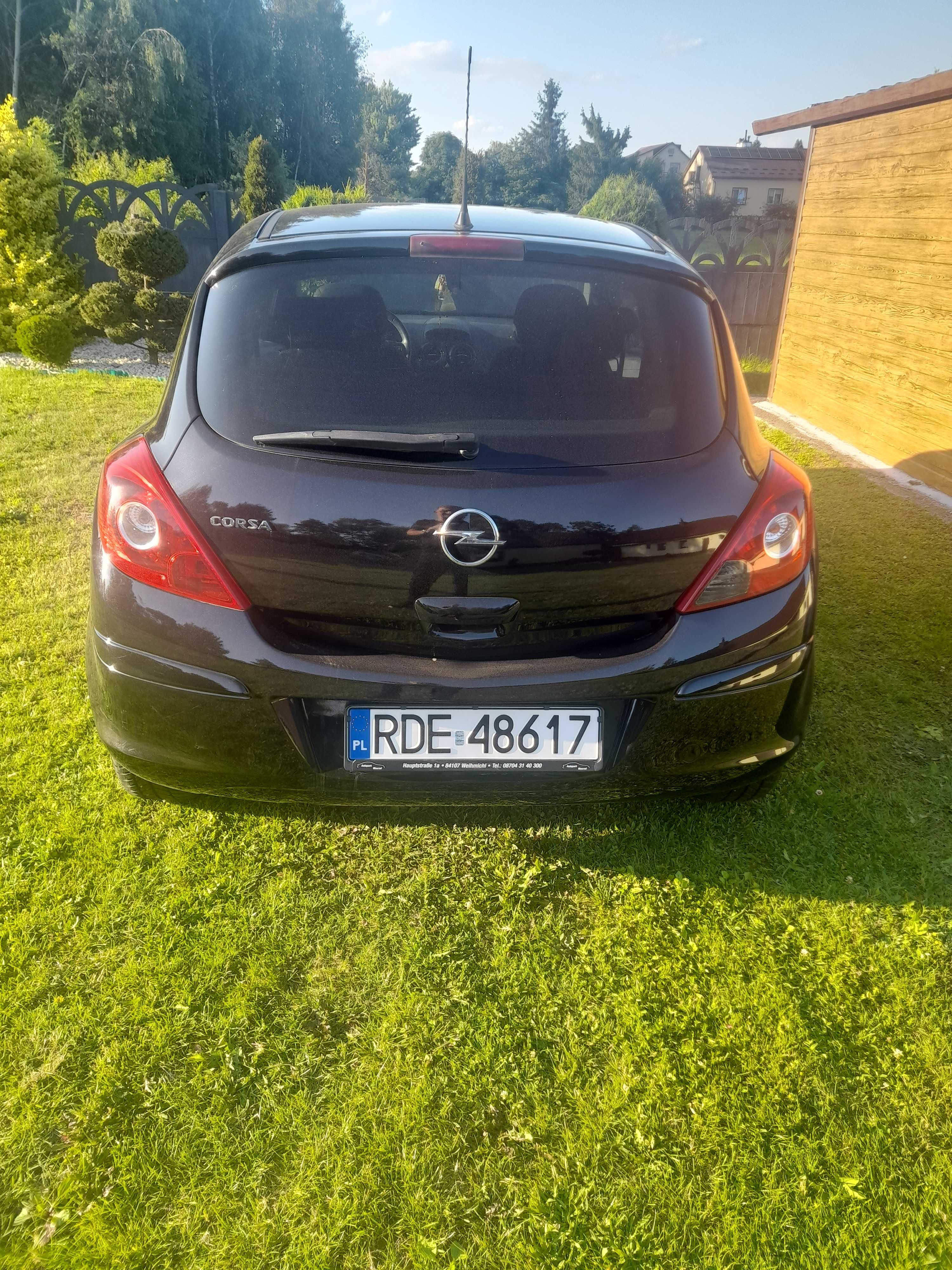 Opel corsa d 1.4 2010r