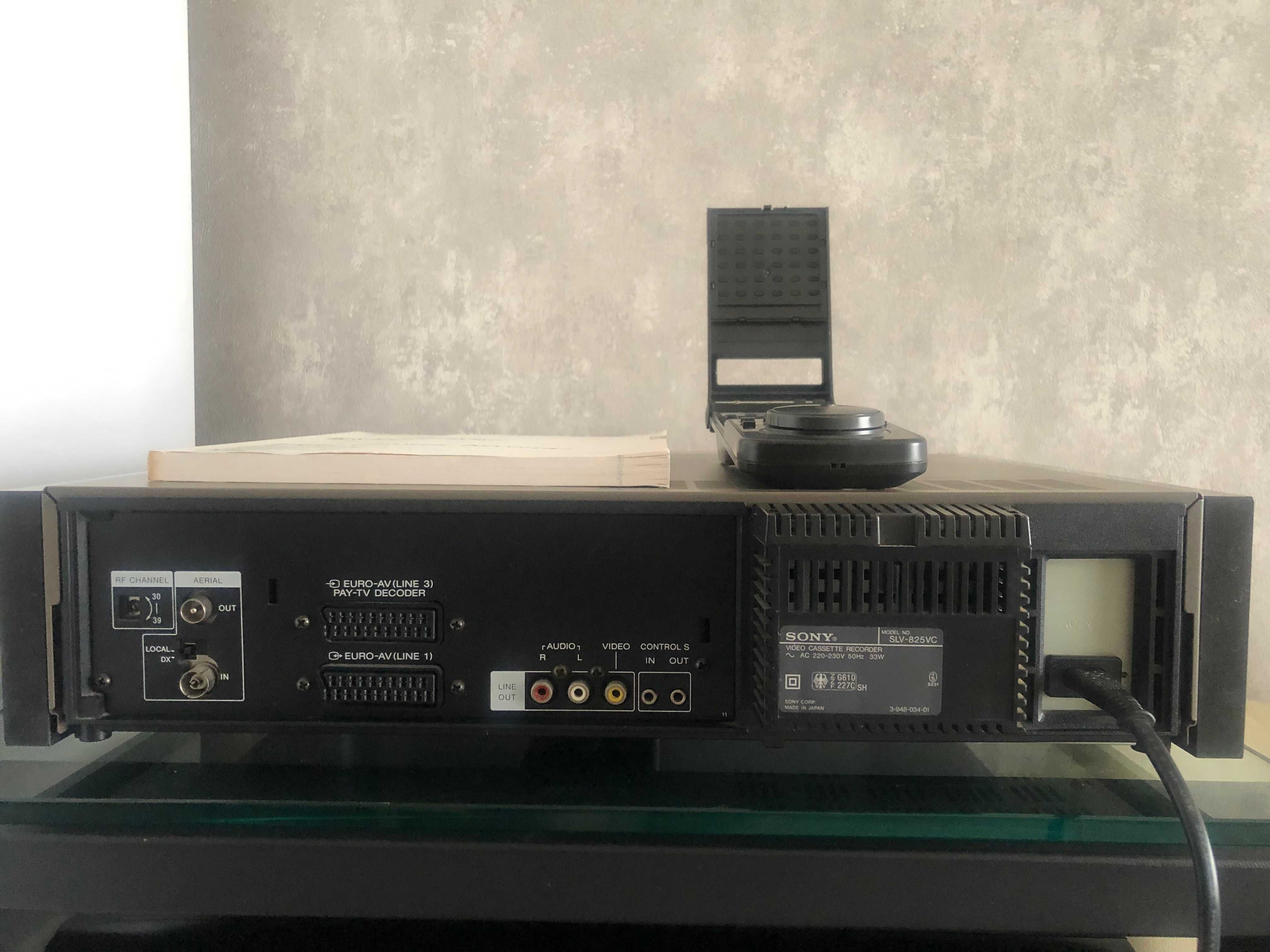 Bидеомагнитофон SONY- SLV-825vc