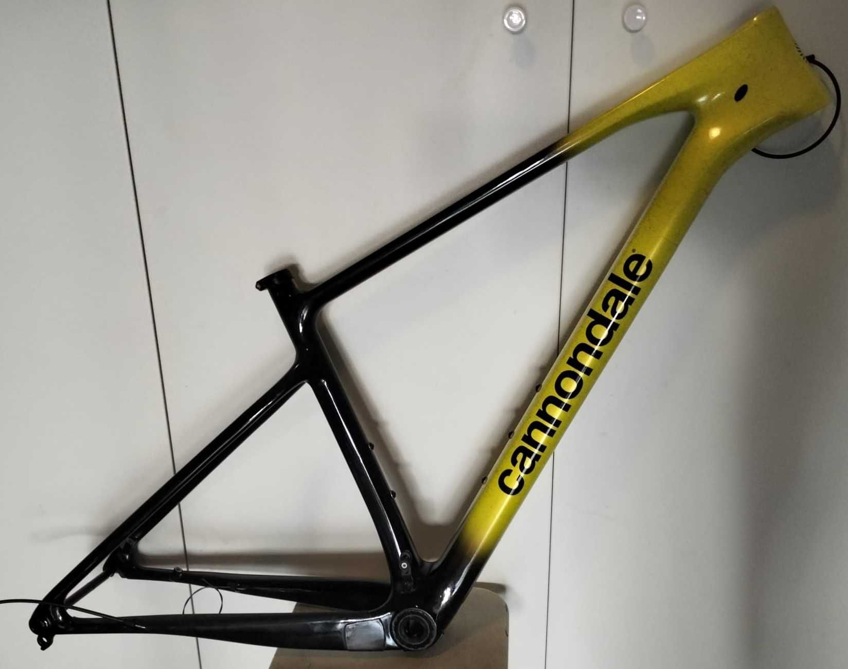 Quadro BTT Cannondale Scalpel HT, carbono + Capacete Endura NOVO
