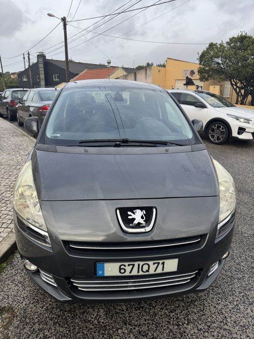 Peugeot 5008  1.6 hdi