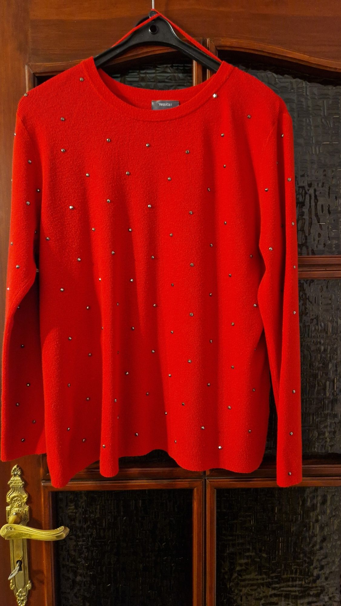 Czerwony sweterek C&A Yessica