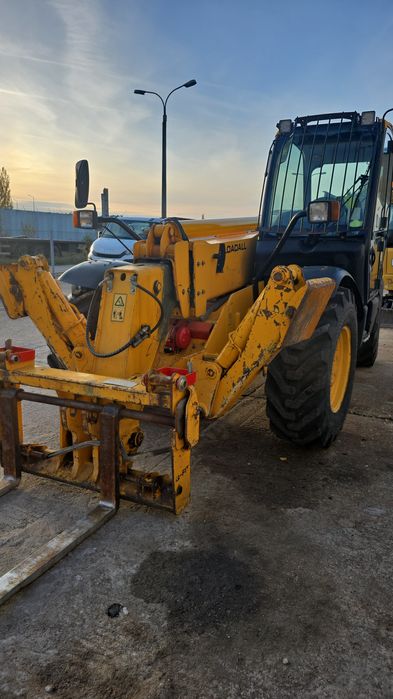 Ładowarka  JCB 535-125 - krajowa.