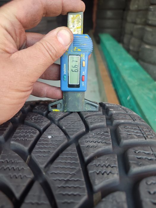 Komplet opon Dunlop SP Winter Sport 3D 215/60/16 99H