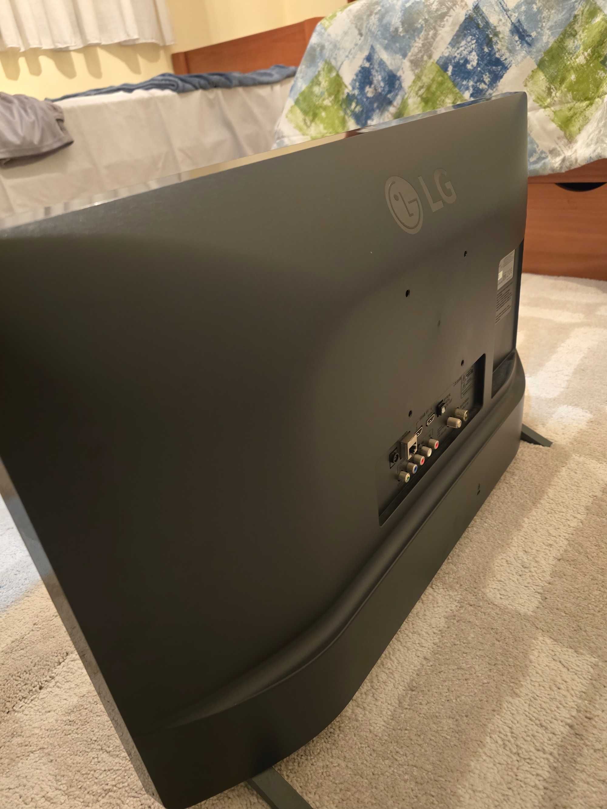TV LG 28TN525S – 28" Smart TV – Excelente Estado