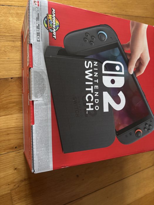 Consola Nintendo Switch 2 selada, com garantia + Jogo Mario Kart World