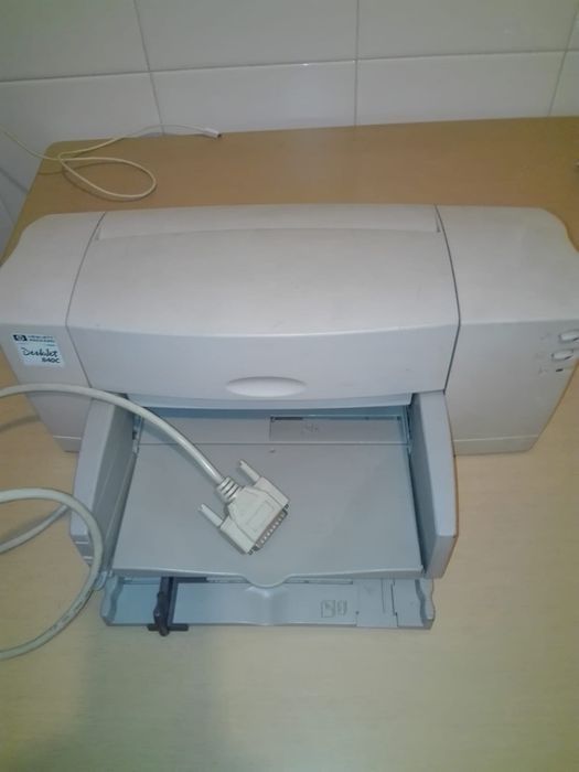 Vendo Impressora a cores jato de tinta HP Usada bom funcionamento