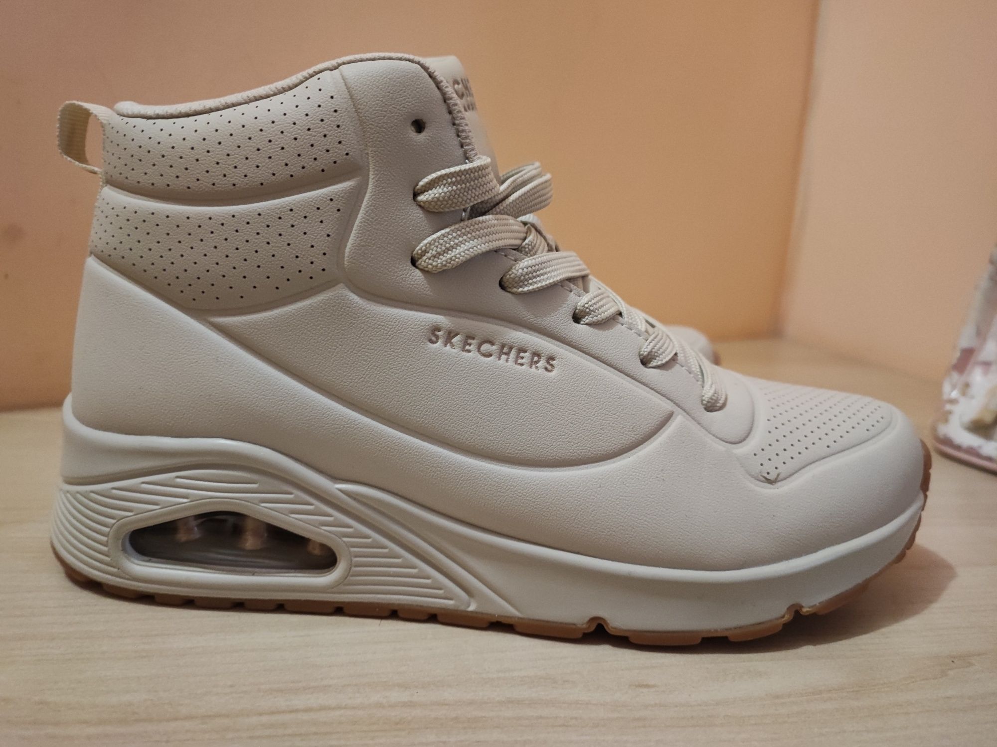 Женские кроссовки Skechers los Angeles